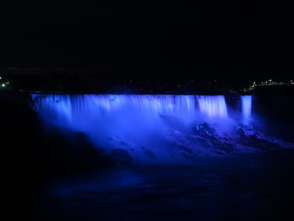 Niagara watervallen verlicht