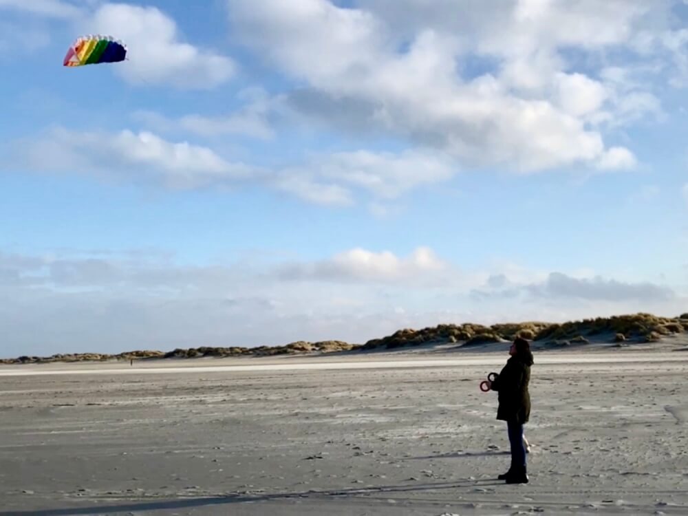 powerkiten strand schiermonnikoog