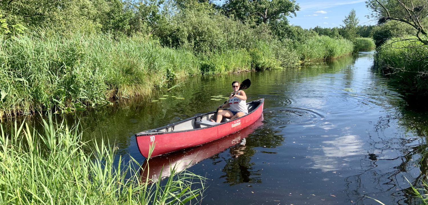 Doen in Friesland: kanoën in de Alde Feanen