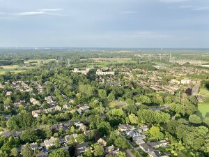 Uitzicht over Eindhoven vanuit een luchtballon