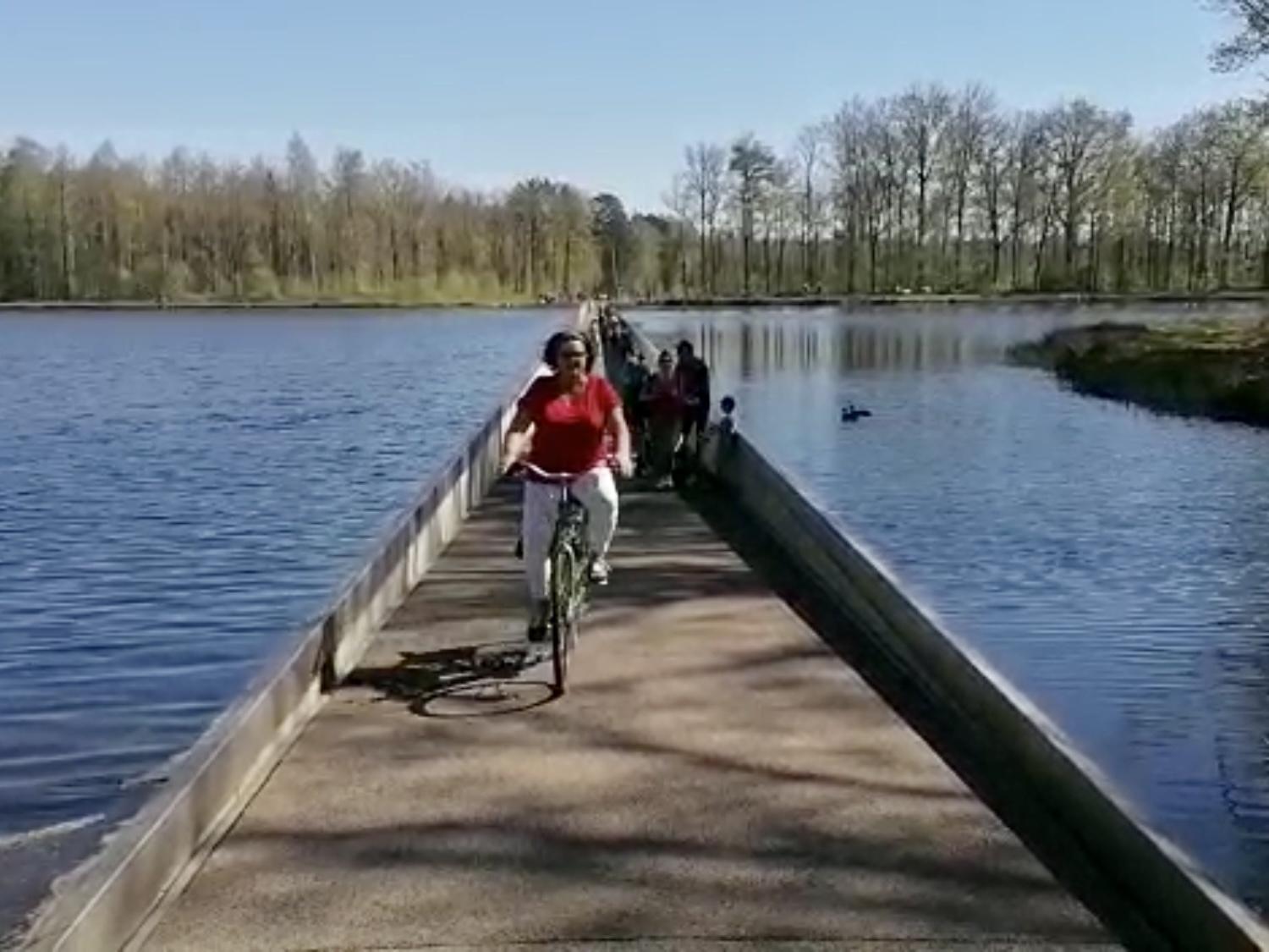 Fietspad dwars door water in België
