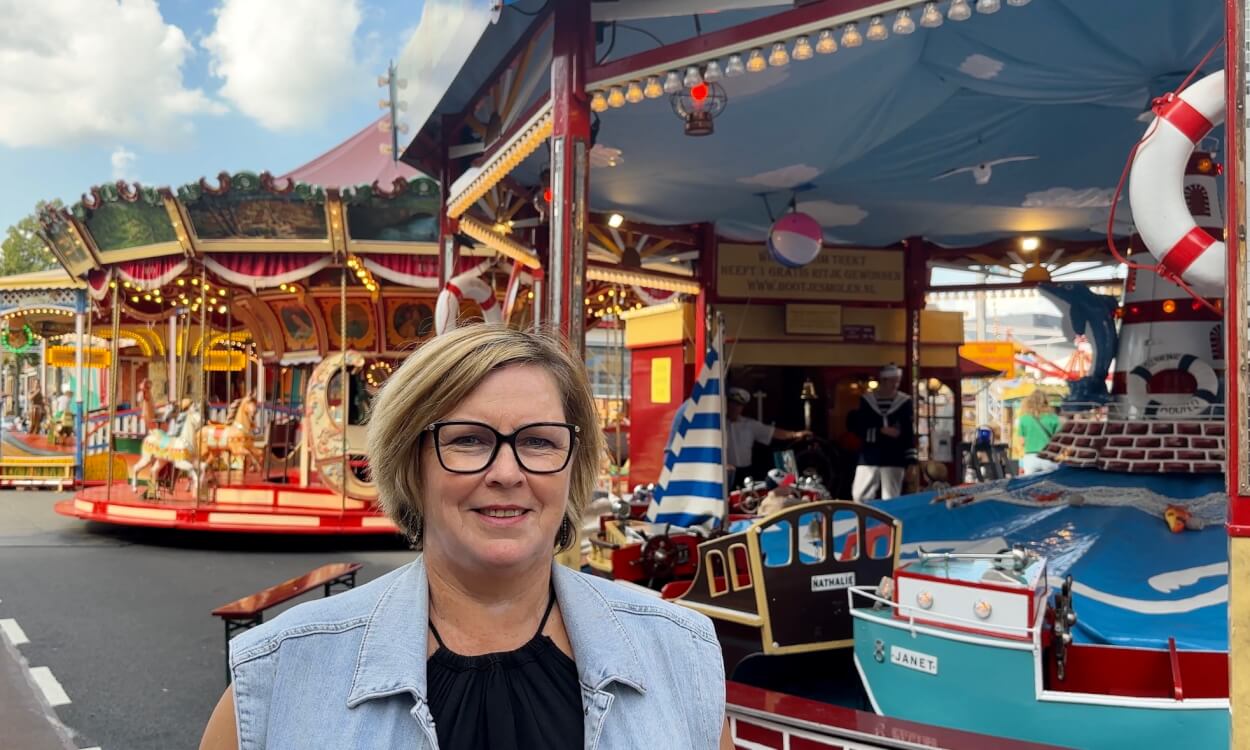 Jeugdsentiment op de nostalgische kermis in Tilburg.