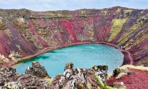 Beste excursies en activiteiten IJsland, van Golden Circle tot gletsjerwandeling tot Blue Lagoon.