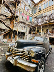 Overnachten in Tbilisi: dit zijn de fijnste hotels in de beste wijken en voor elk budget.