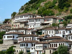Berat, de stad van de 1000 ramen.