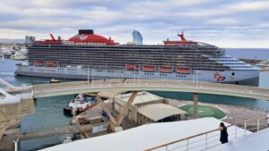 Hoe kom je van het vliegveld van Barcelona naar de cruiseterminal?